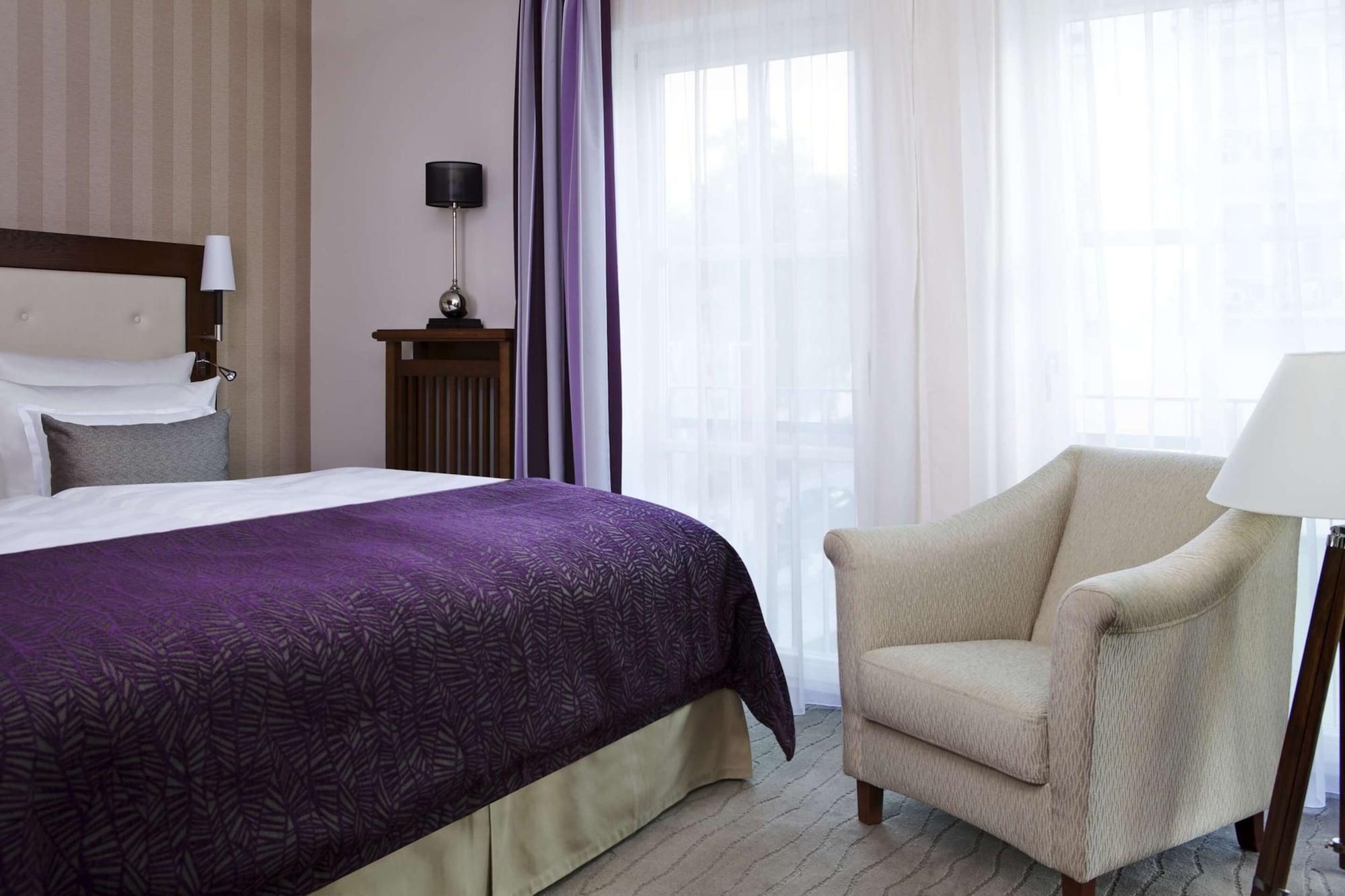 Steigenberger Grandhotel & Spa Heringsdorf Ngoại thất bức ảnh A bedroom