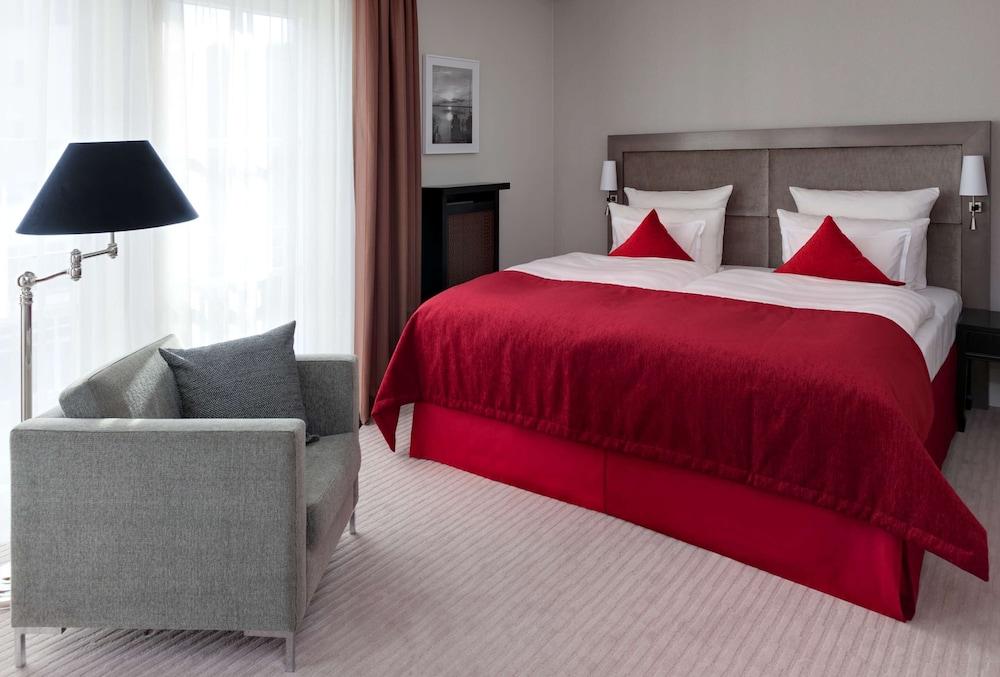Steigenberger Grandhotel & Spa Heringsdorf Ngoại thất bức ảnh A room at the hotel