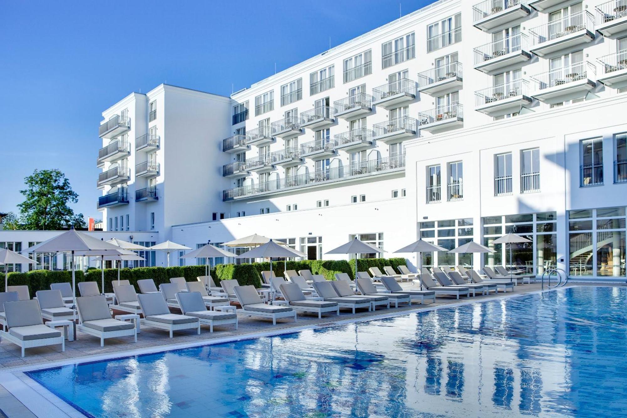 Steigenberger Grandhotel & Spa Heringsdorf Tiện nghi bức ảnh The Hotel's pool