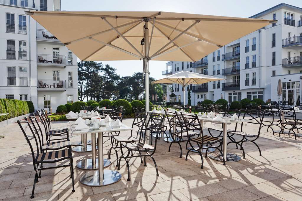 Steigenberger Grandhotel & Spa Heringsdorf Nhà hàng bức ảnh The hotel's outdoor restaurant